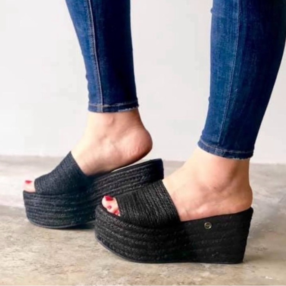 Black Platform Wedge Sandals